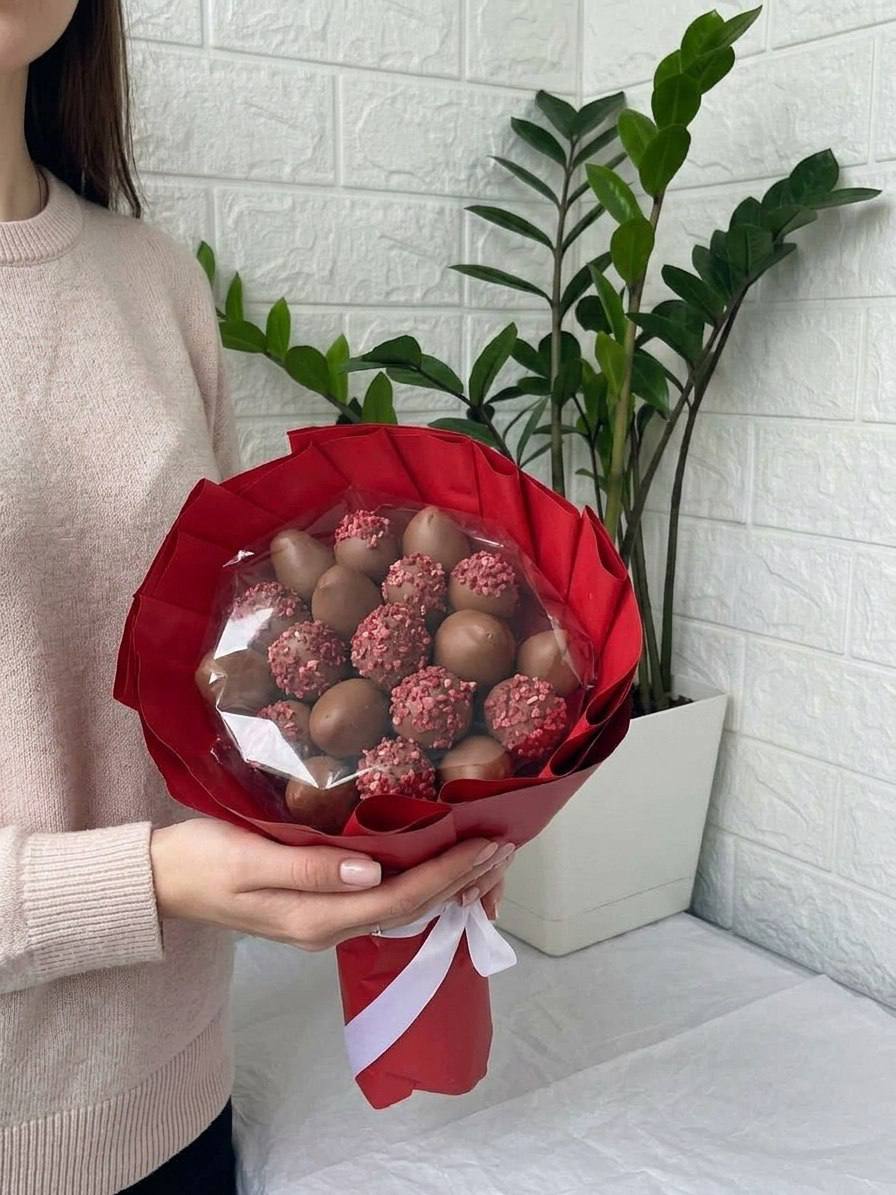 Букет из клубники в шоколаде «Изумительный вкус»